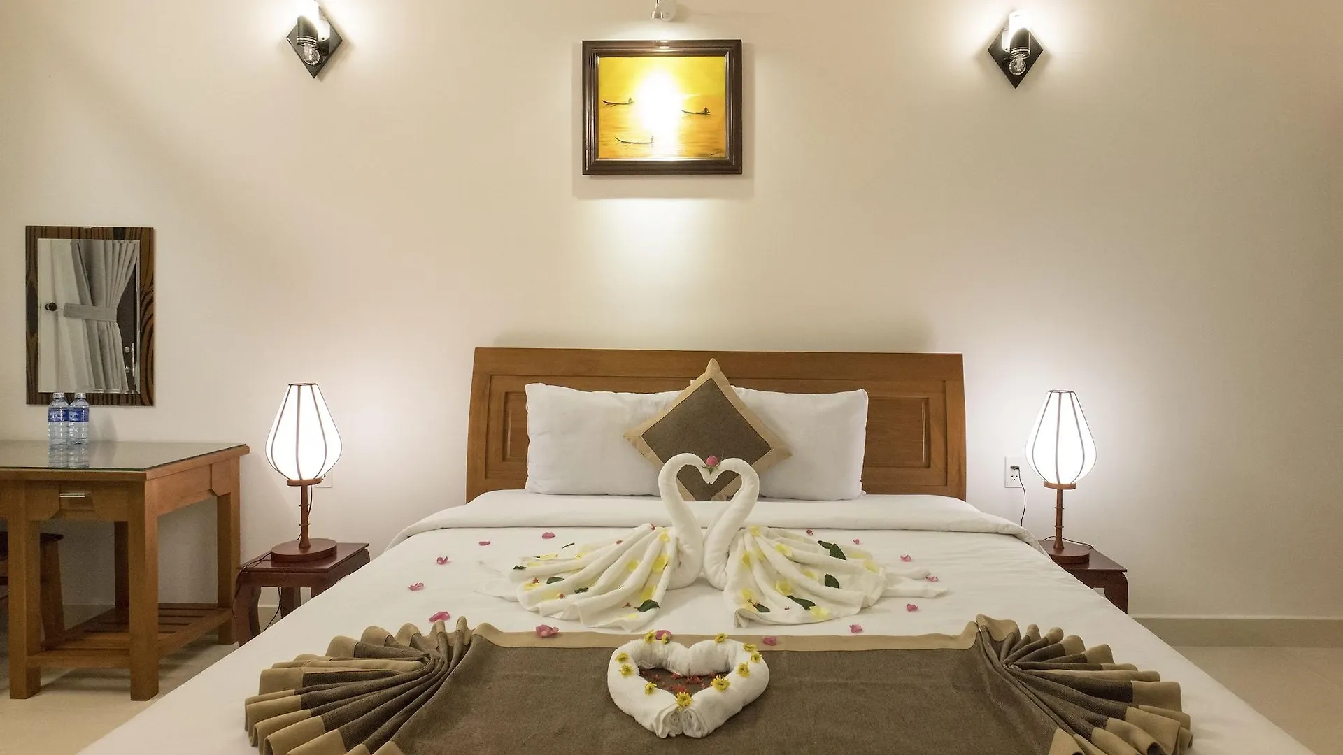 Luna Villa Homestay ホイアン ホテル