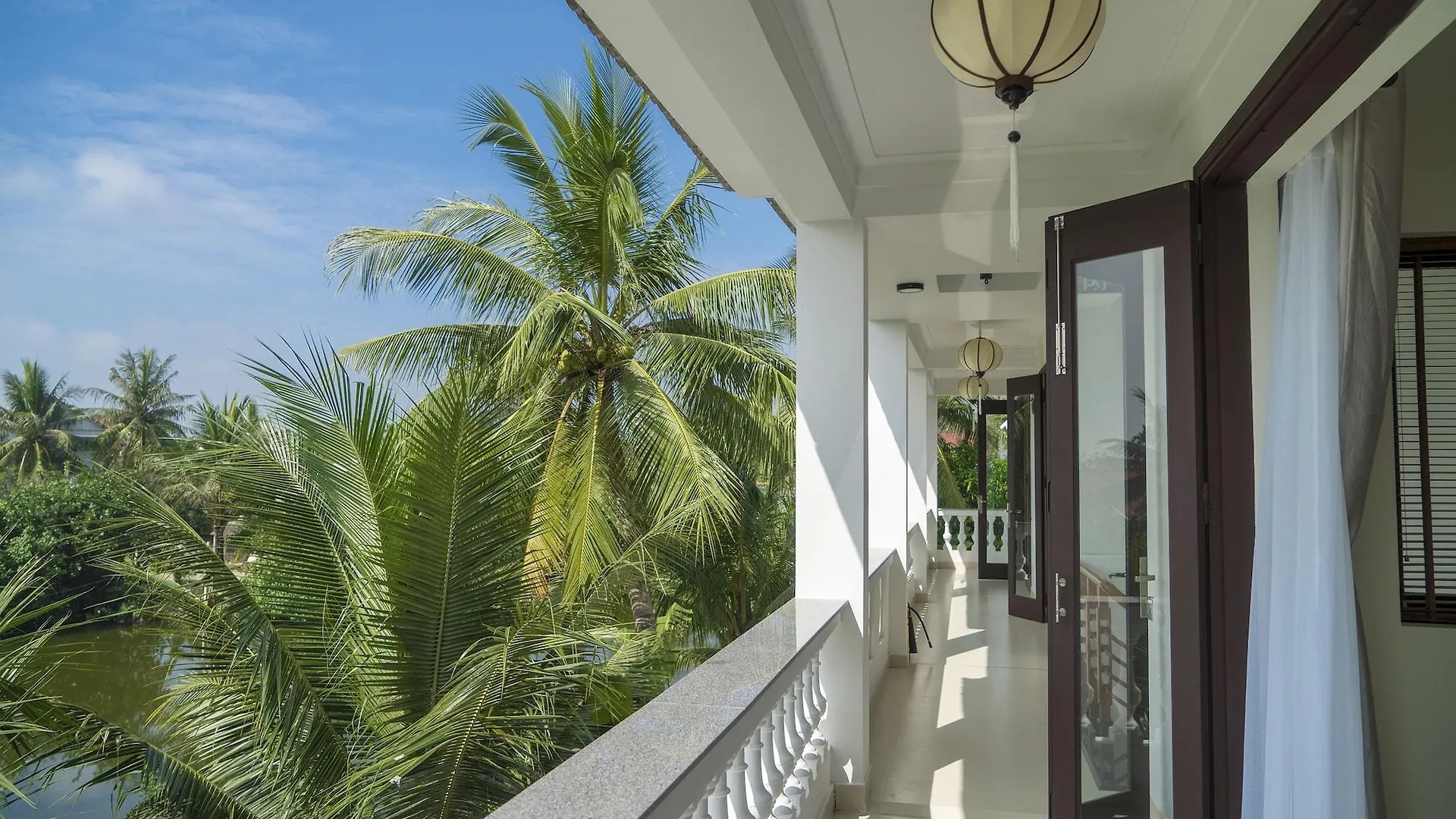 Luna Villa Homestay Хойан Вьетнам