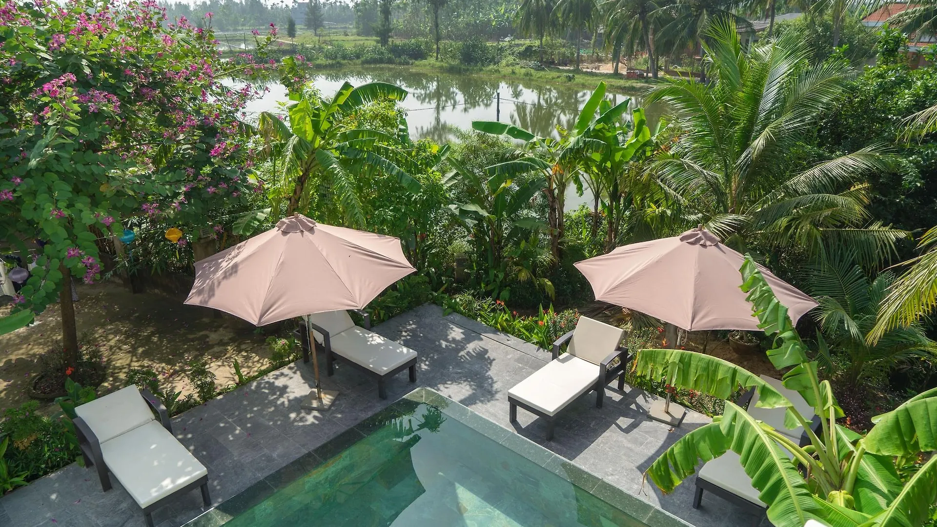 Luna Villa Homestay Хойан 3*,  Вьетнам