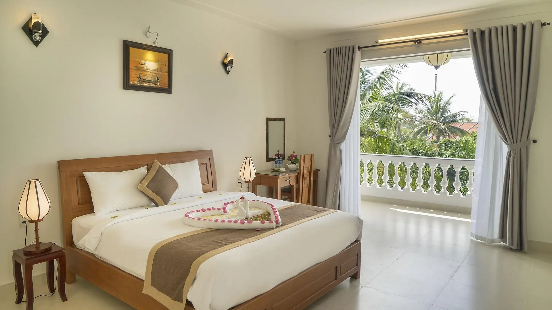 Отель Luna Villa Homestay Хойан