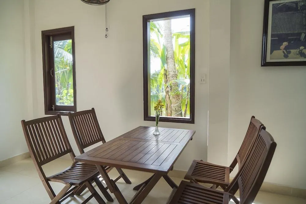 Luna Villa Homestay Хойан