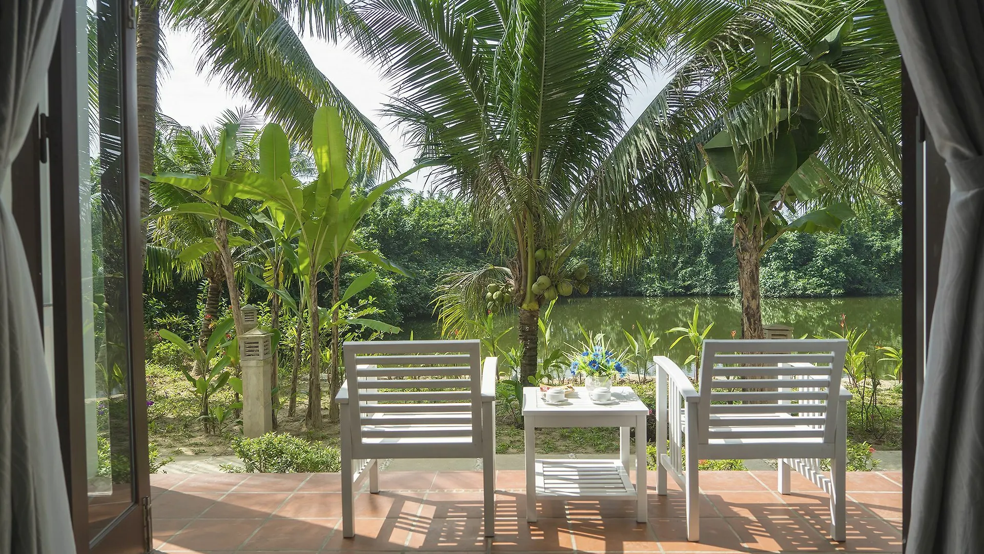 Luna Villa Homestay Хойан