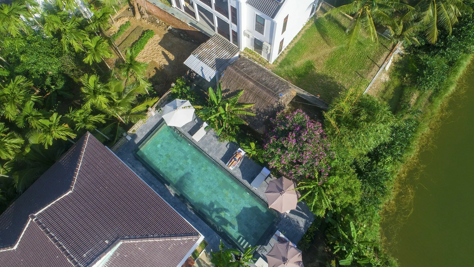 Luna Villa Homestay Хойан